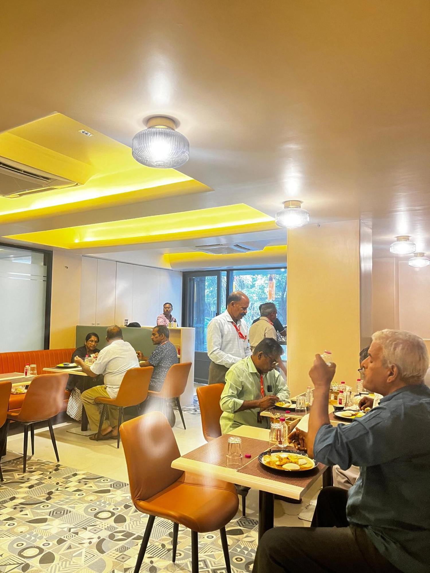 Banzai Rooms Nashik Exterior foto